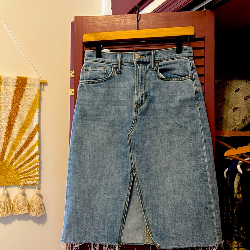 Denim skirt